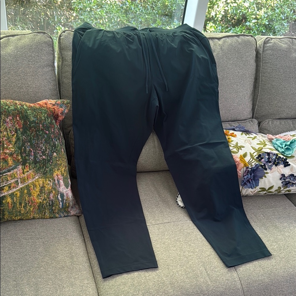 Mens Lululemon XL turquoise sweatpants - Picture 2 of 5